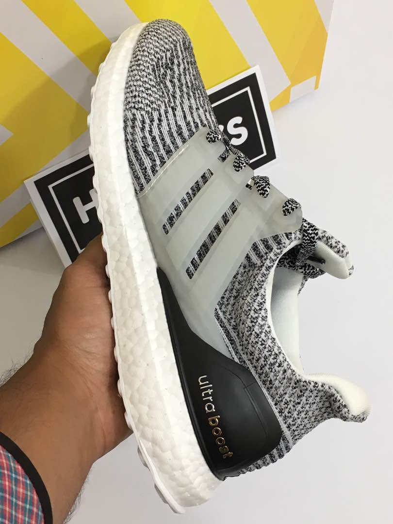 Adidas ultra boost 3.0 oreo s80636 \\ u0026 Yeezy V 2 Dark Green Sale