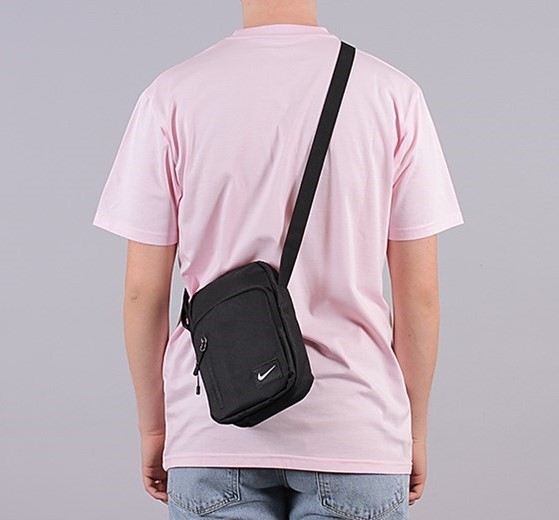 nike mini messenger bag