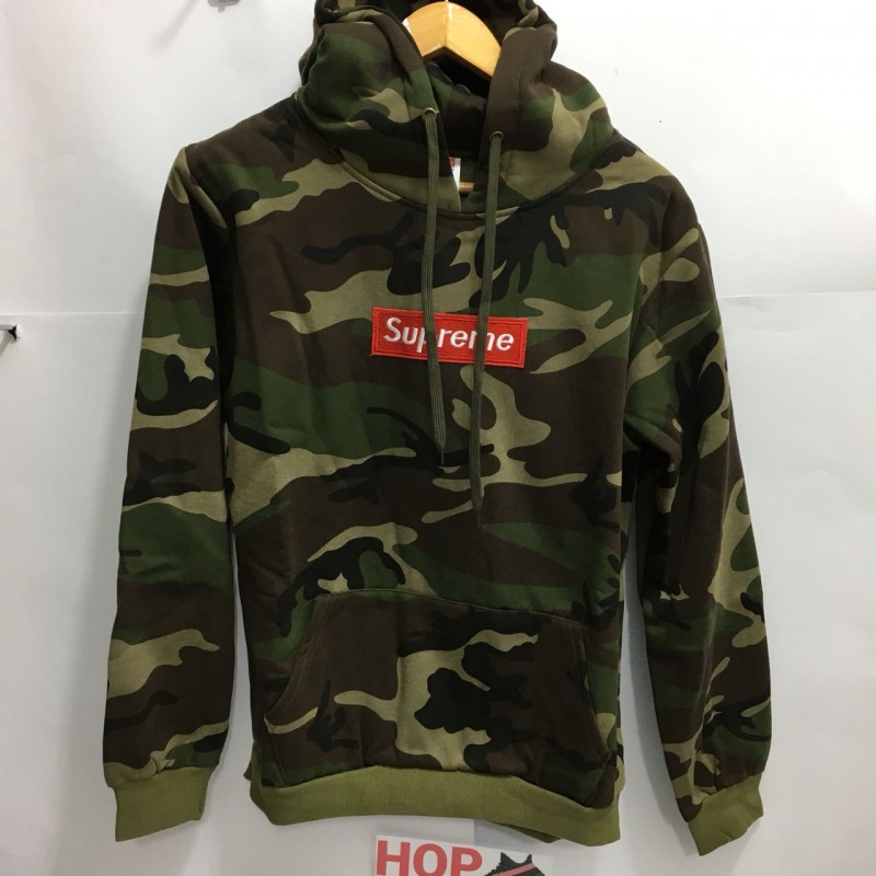 patch hoodie supreme
