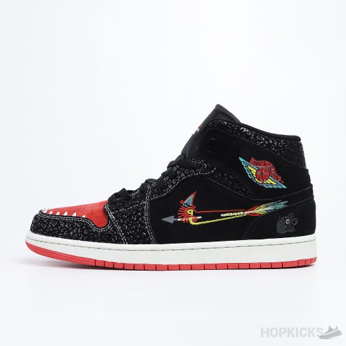 Air Jordan 1 Mid SE Siempre Familia