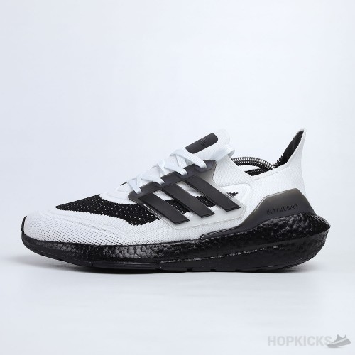 Ultra boost 21 Black & White