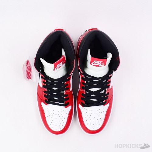 Air Jordan 1 Retro Chicago 
