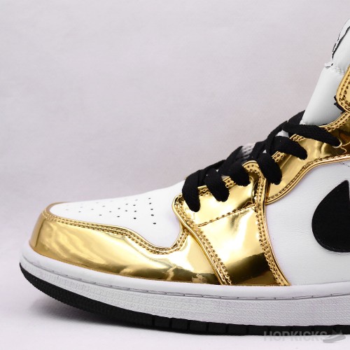 Air Jordan 1 Mid Metallic Gold