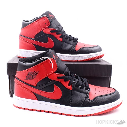 Air Jordan 1 Mid Banned