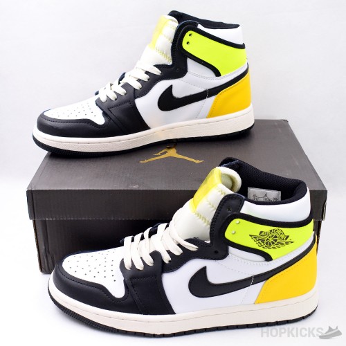 Air Jordan 1 Volt University Gold