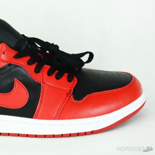 Air Jordan 1 Low Reverse Bred