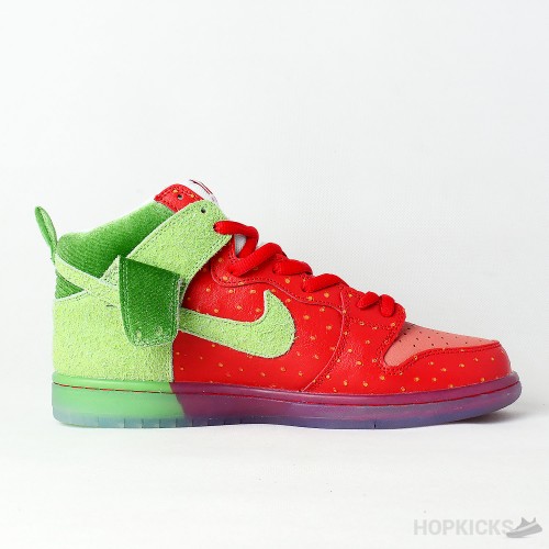 SB Dunk High Strawberry Cough