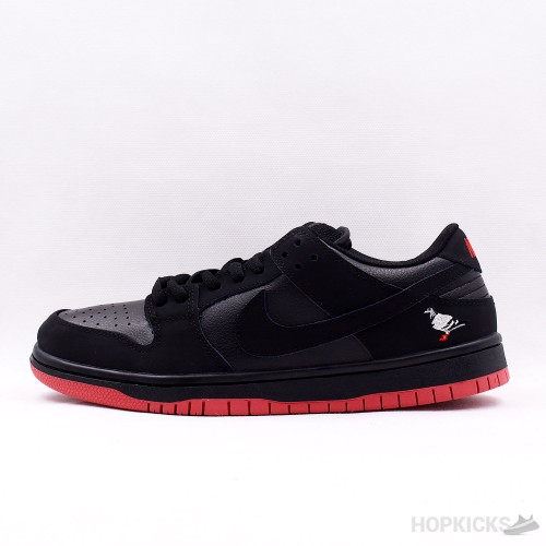 SB Dunk Low Black Pigeon