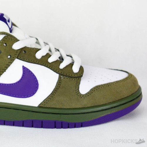 SB Dunk Low Purple Pigeon