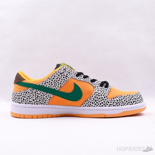 SB Dunk Low Safari Kumquat