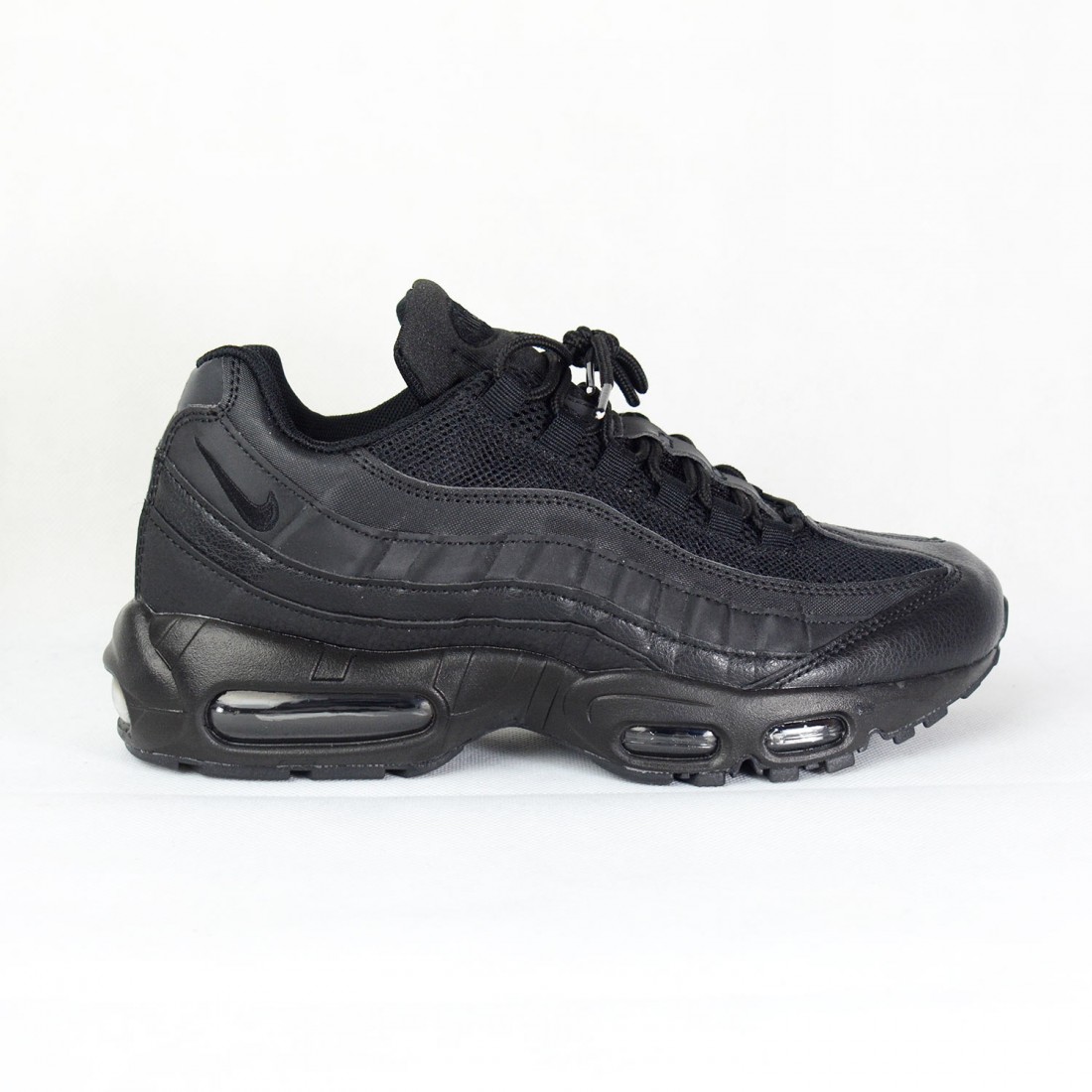 Buy Online Air Max 95 Essential Black In Pakistan | Air Max 95 Black Best Prices In