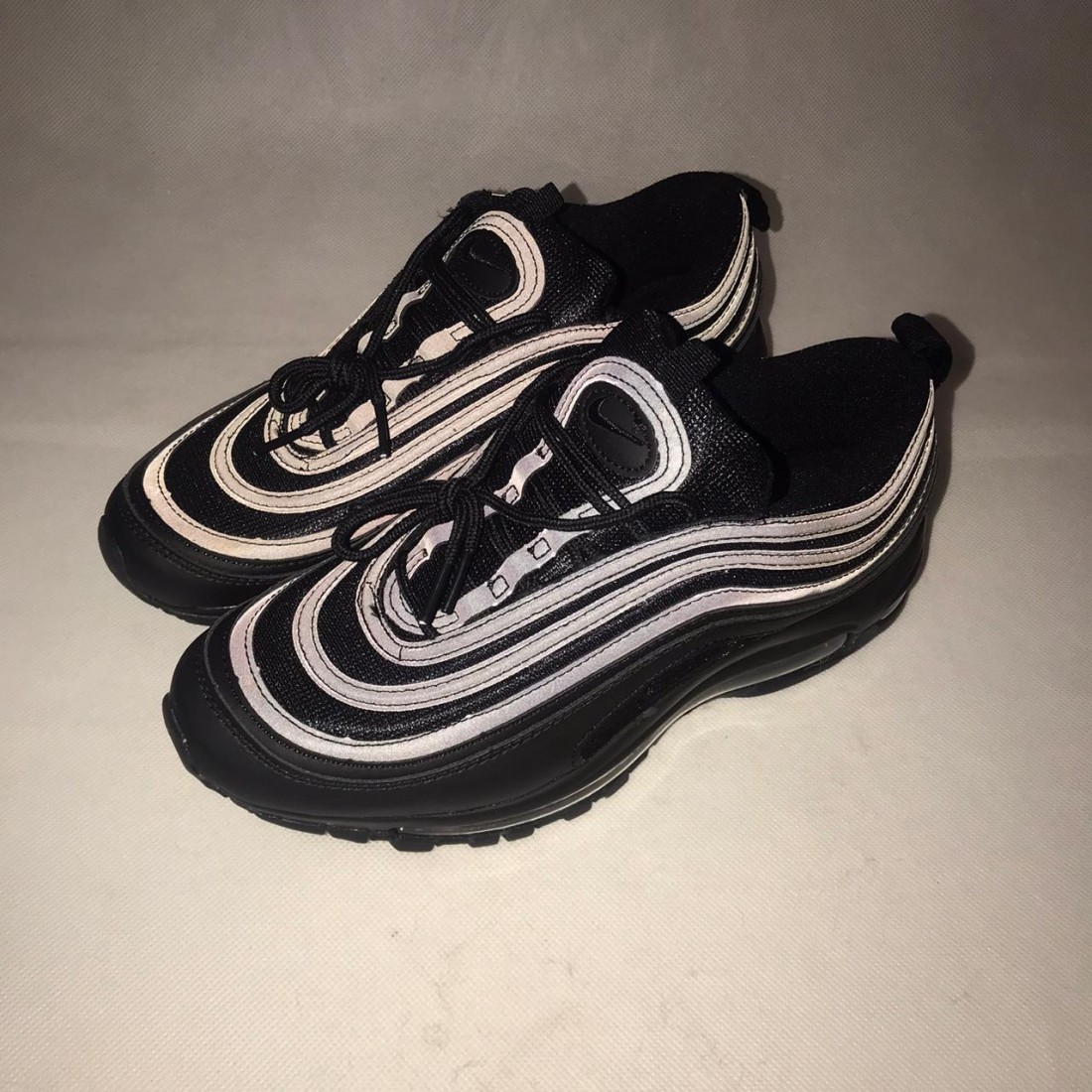 triple black reflective