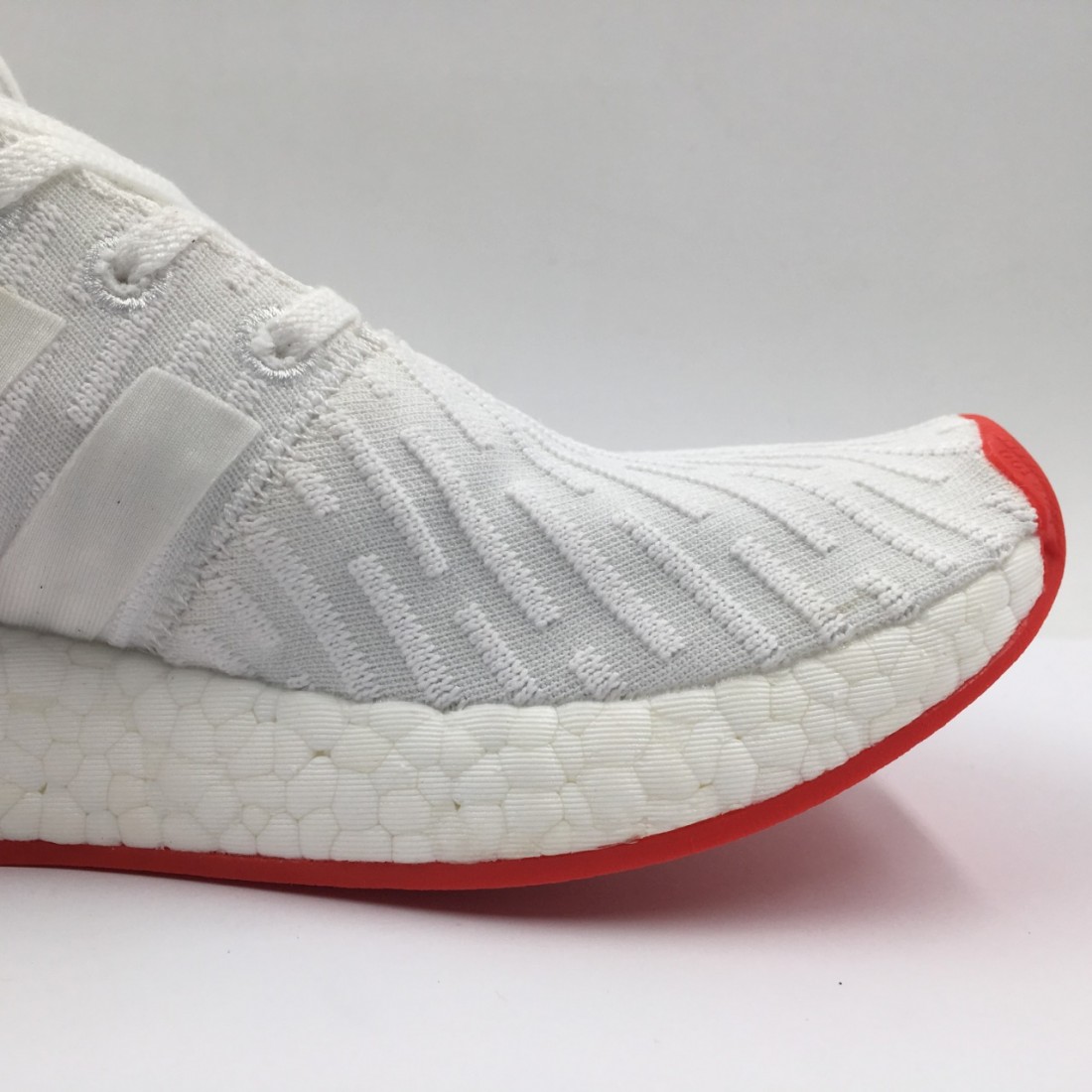 adidas nmd r2 primeknit white red