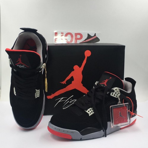 Air Jordan 4 Bred