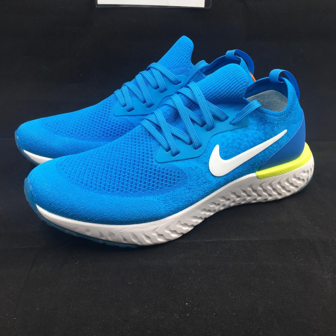 nike epic react volt glow