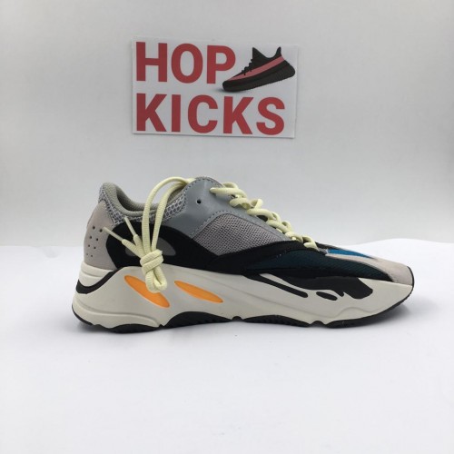 yeezy 700 november 2018