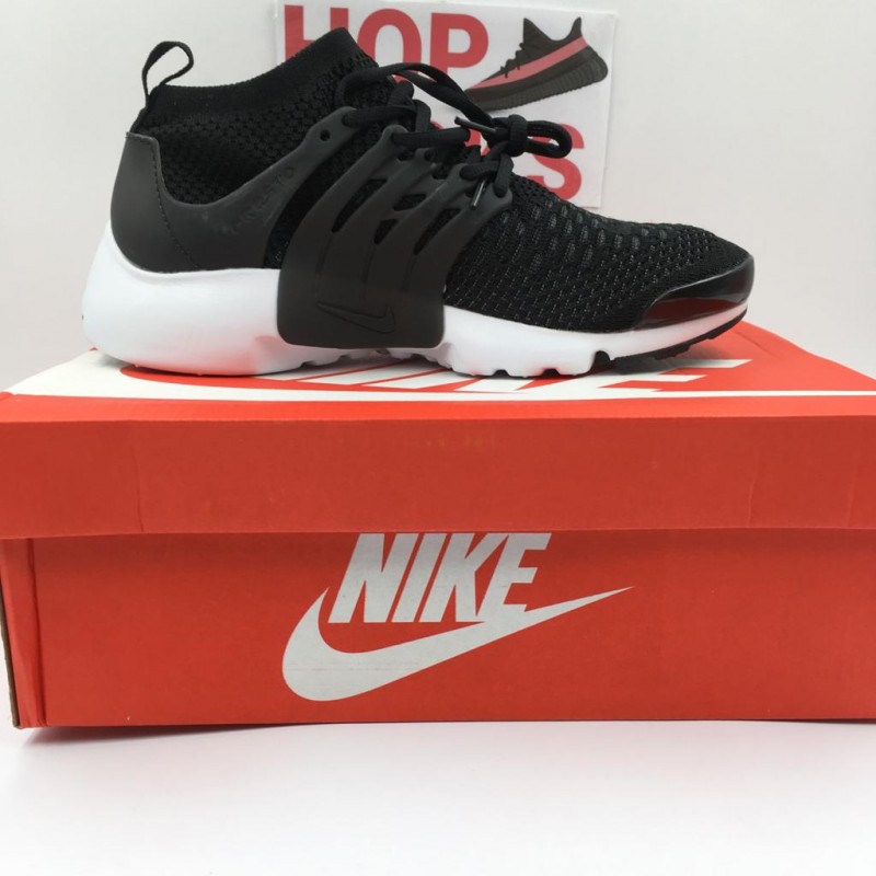 nike air presto price in pakistan