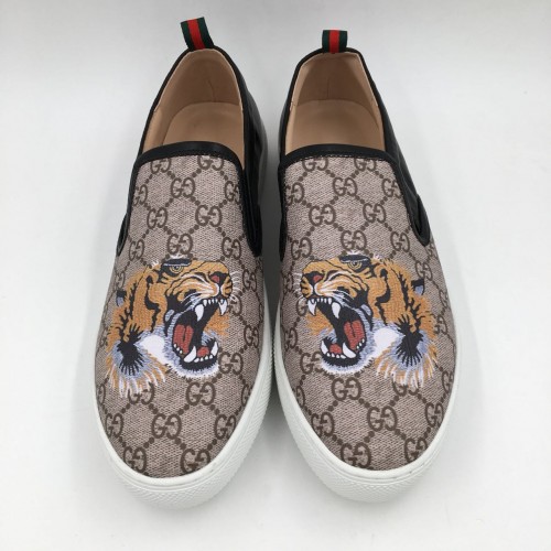gucci shoes with lion