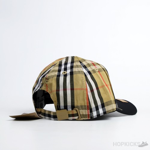 Burberry Baseball Bt Black Beige Cap
