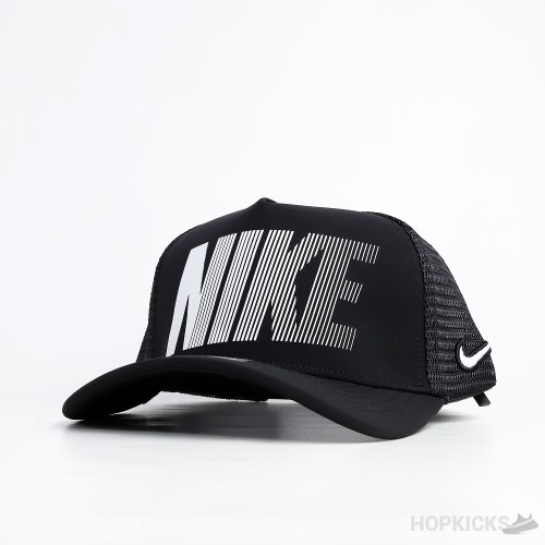 Nike Classic Trucker Black Cap