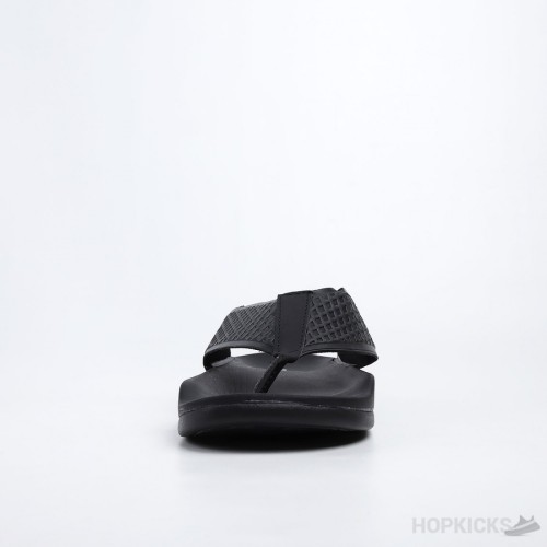 Black Flip Flop Slipper (Slightly Defect)