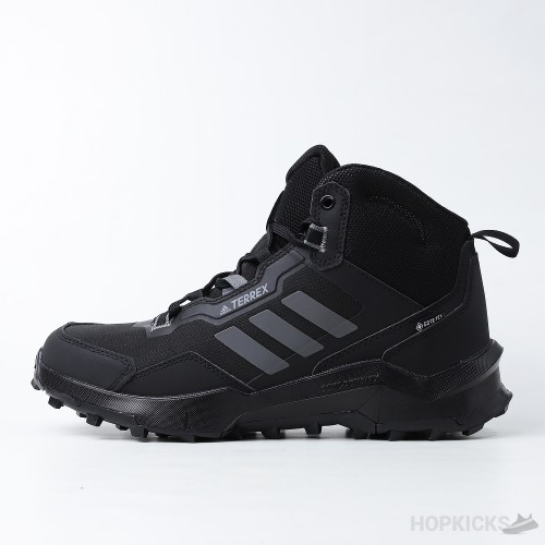 Adidas Eastrail 2.0 Mid Rain.Rdy Hiking Shoes