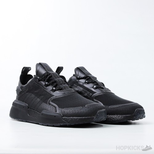 Adidas NMD V3 Triple Black (Dot Perfect)