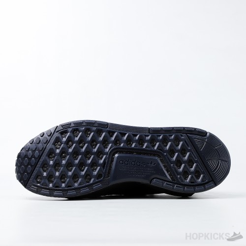 Adidas NMD V3 Triple Black (Dot Perfect)