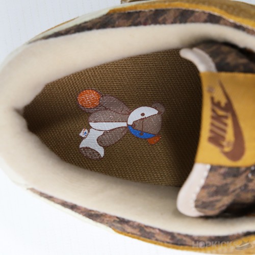 Nike Dunk Low Teddy Bear