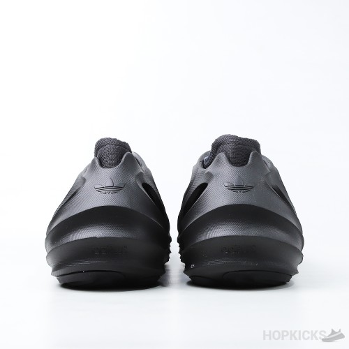 Adidas adiFOM Q Carbon