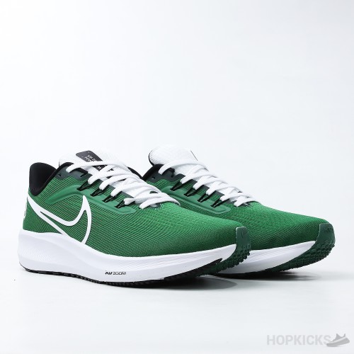 Air Zoom Pegasus 39 Oregon Track Club (Dot Perfect)