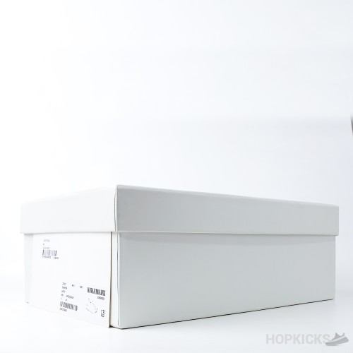 Alexander Mcqueen White Black (Dot Perfect)