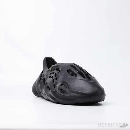 Adidas Yeezy Foam RNNR Black (Premium Plus Batch)