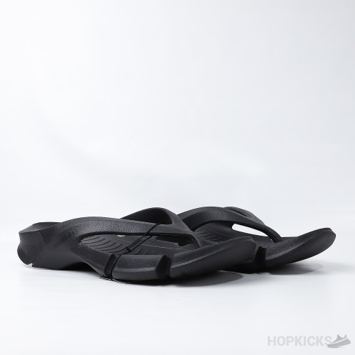 Bale*ciaga Black Flip-Flops