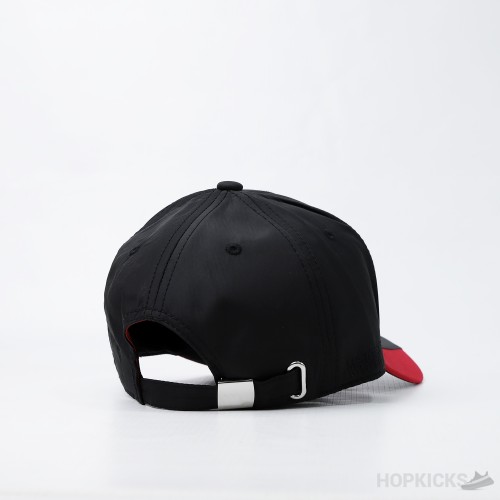 MERC AMG Black Cap
