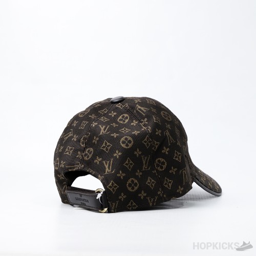 Louis Vuitton Embroidery Logo Baseball Brown Cap