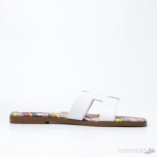 Hermes Oran Flat Sandal White Silk Print Lining (Premium Plus Batch)