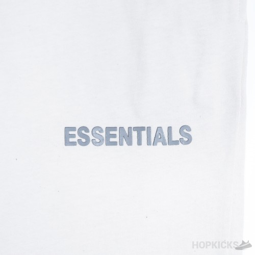 Essential Beige Shorts