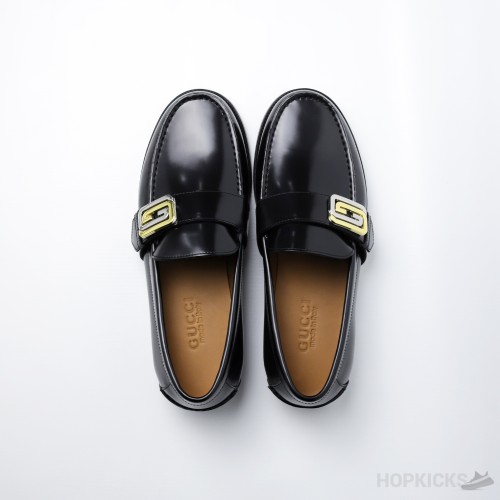 Gucci Logo-Plaque Leather Loafer (Dot Perfect)