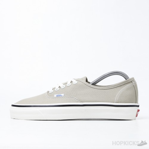 Vans Classic Beige (Dot Perfect)