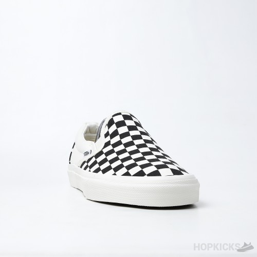 Vans Classic Checkerboard Slip-On (Dot Perfect)