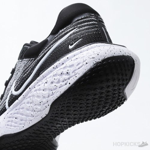 Nike ZoomX Invincible Run Black White (Premium Plus Batch)