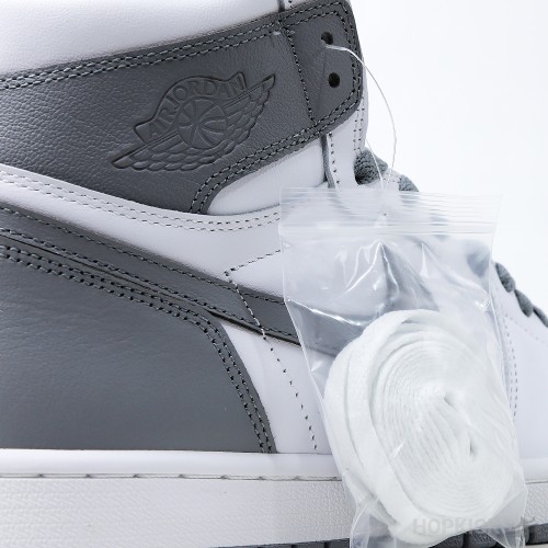 Air Jordan 1 Retro High OG 'Stealth' (Dot Perfect)