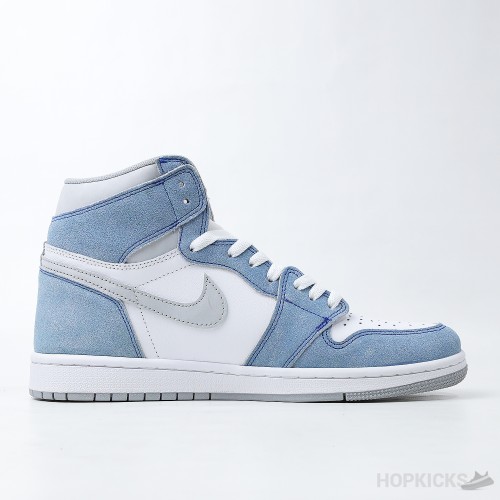 Air Jordan 1 Retro High OG 'Hyper Royal' (Premium Plus Batch)