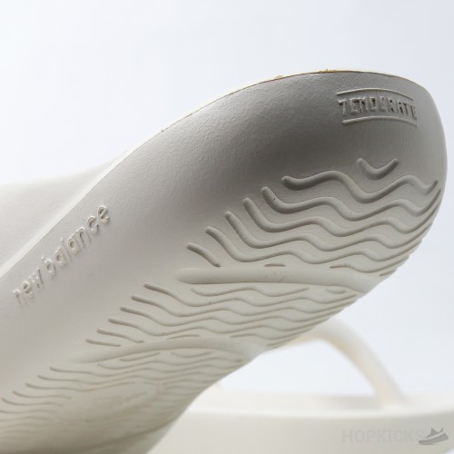 New Balance x TAW & TOE Flip-Flops Ivory (Dot Perfect)