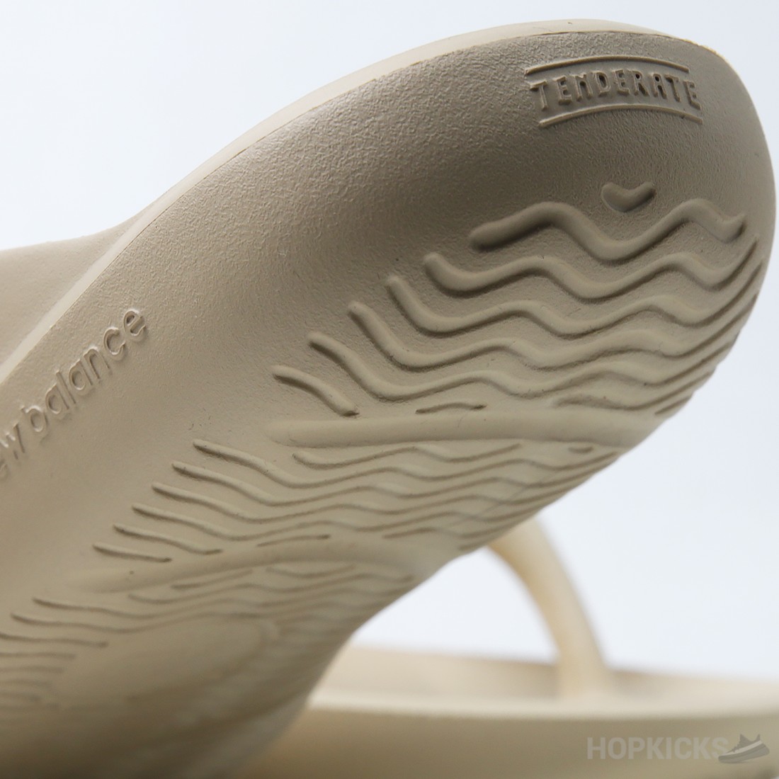 New Balance x TAW&TOE Flip-Flops Cream (Dot Perfect)