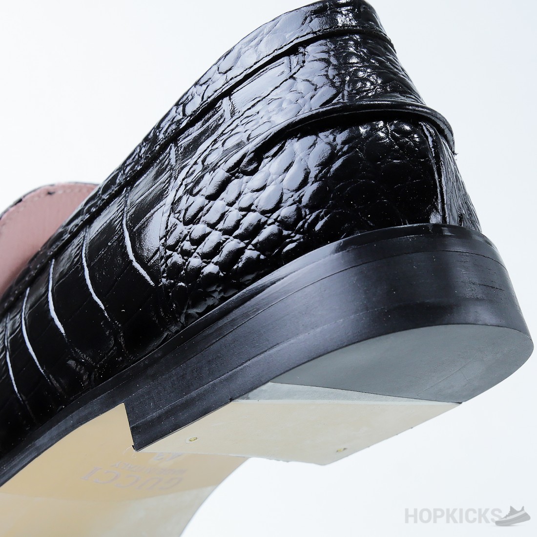 Men's Gucci Jordaan crocodile loafer in black