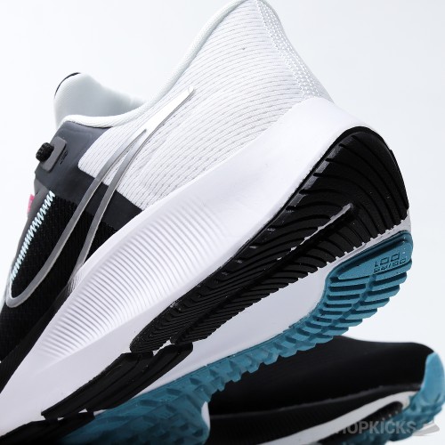 Air Zoom Pegasus 38 Black White Chlorine Blue (Slight Stain)