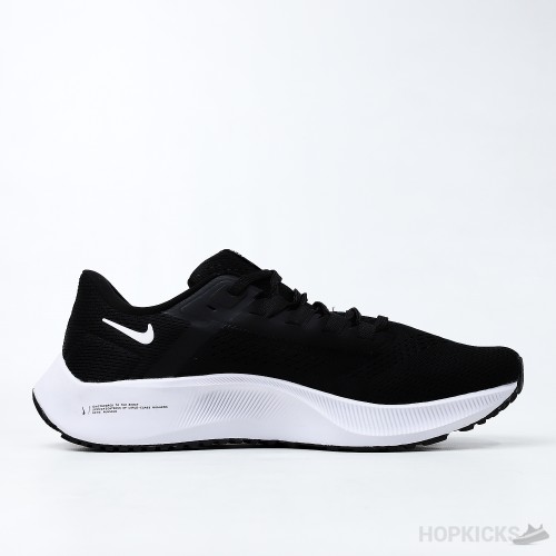 Air Zoom Pegasus 38 Black White (Slight Stain)