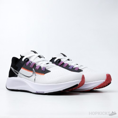 Air Zoom Pegasus 38 Black White Chlorine Black (Slight Stain)